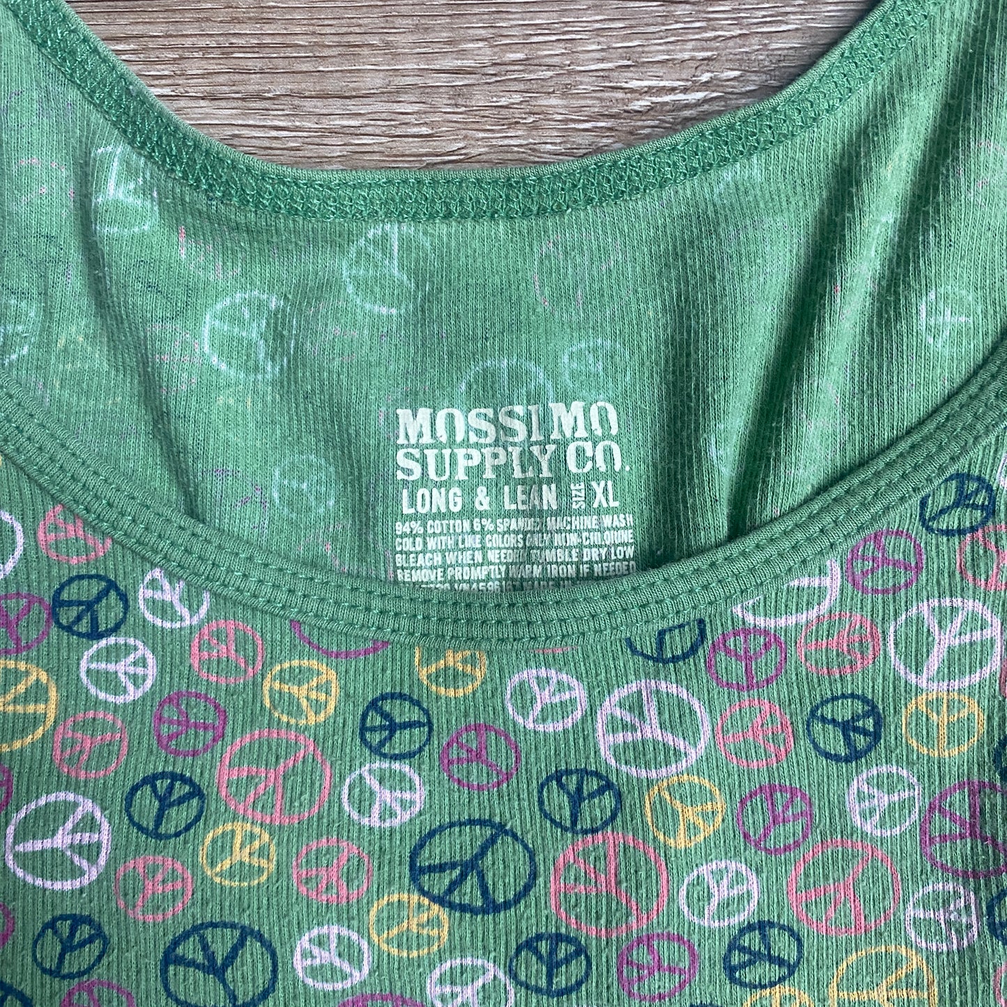 XL Peace Sign Green tank